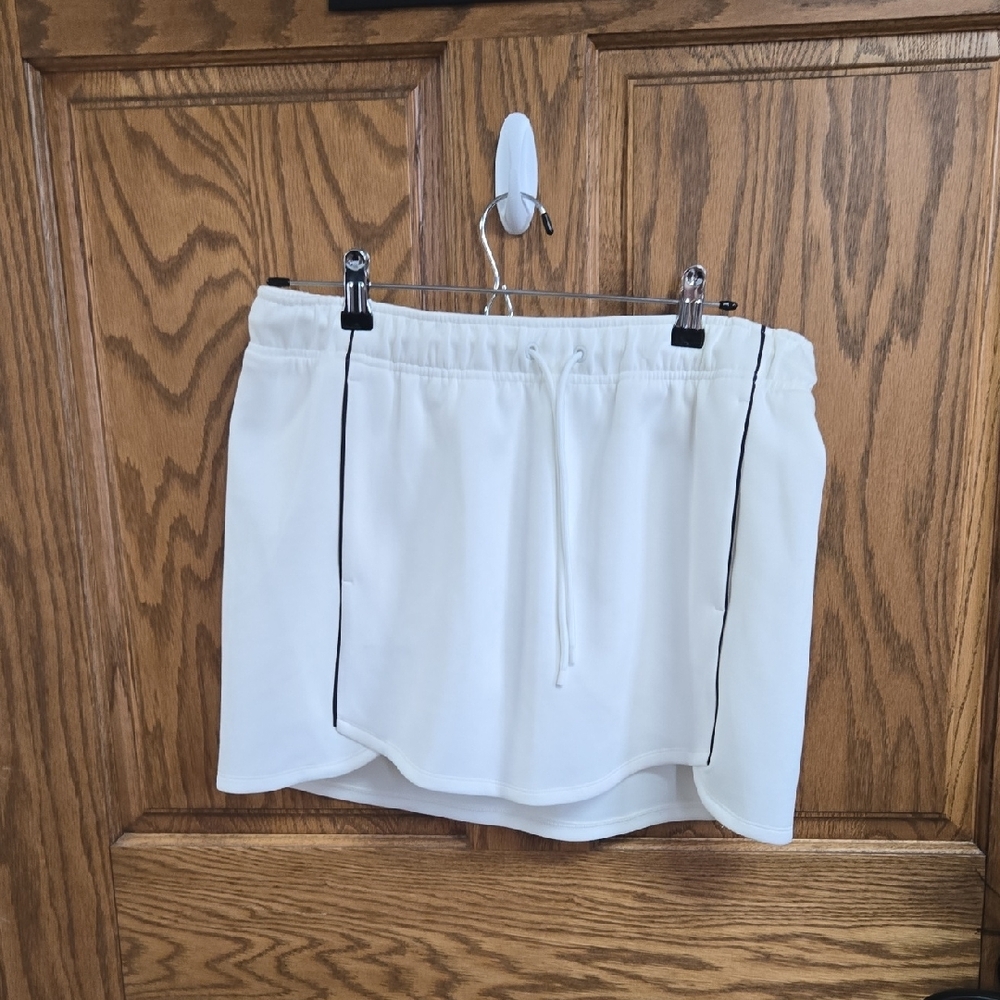 All in Motion White Skort